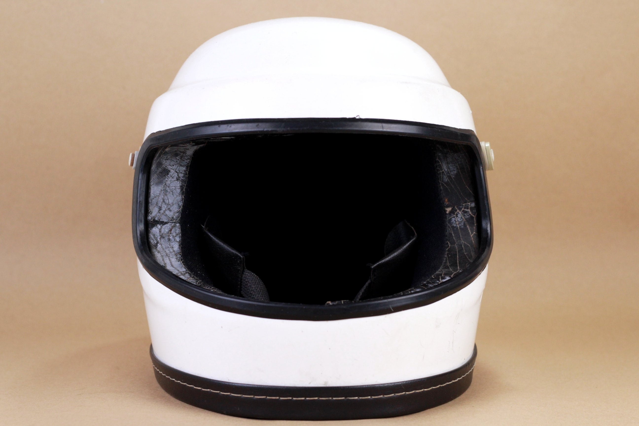 Vintage 1980s Full Face Motorcycle Helmet - White/black - Etsy Vintage 1980s Full Face Motorcycle Helmet - White/black - Etsy