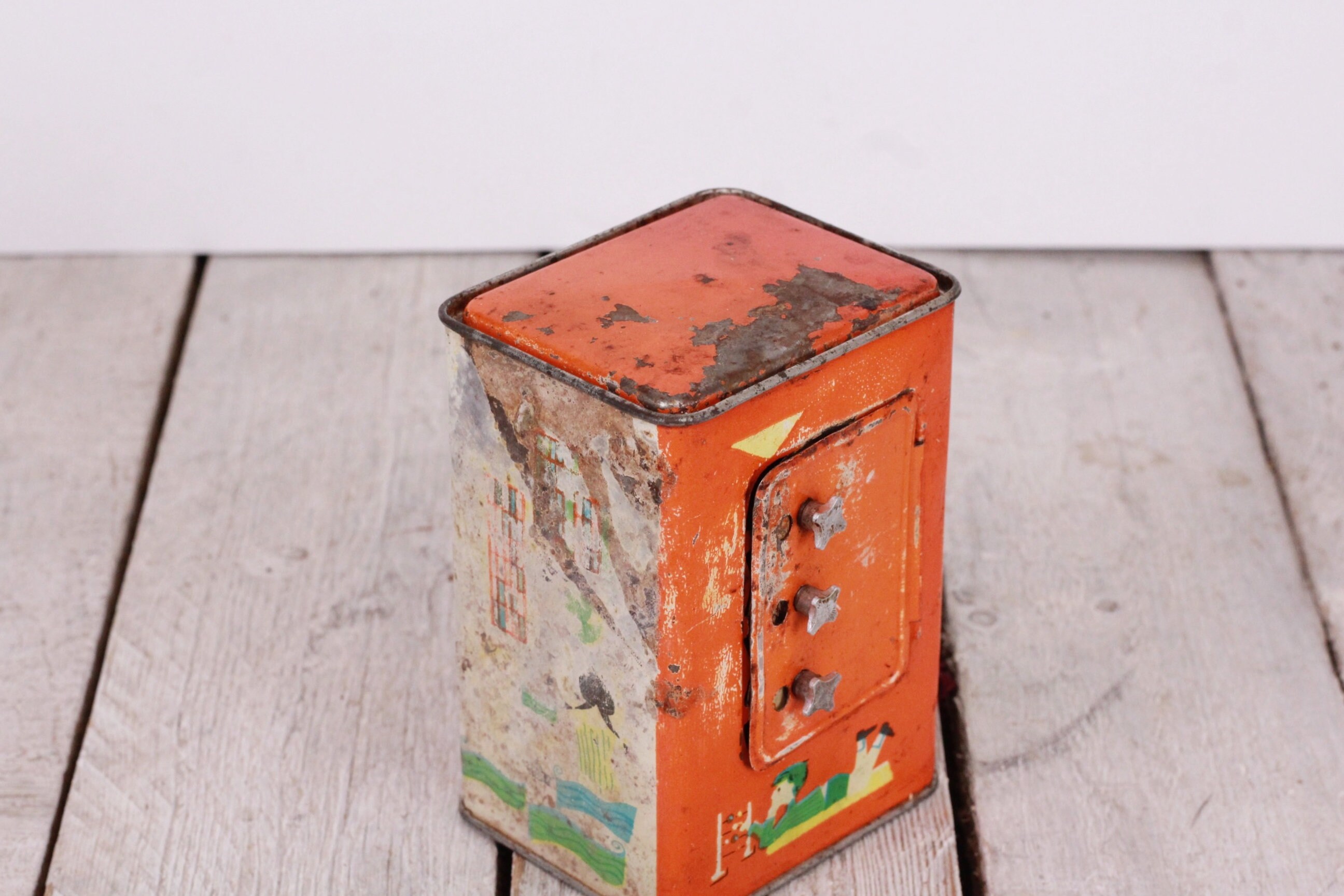 Vintage Tin Money Box con código que ahorra memorias de la Etsy