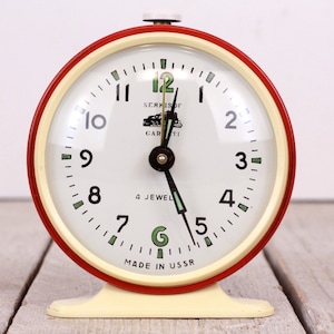 Vintage Serkisof&#39; Garanti Mechanical Clock 4 Jewels Working Wind up