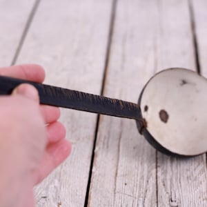 Vintage Enamel Ladle: 1930s Farmhouse Kitchen Decor