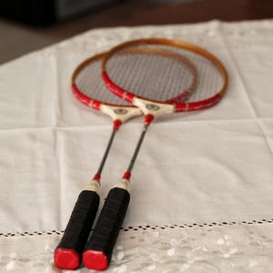 Vintage Wooden Badminton Rackets: 1970s Sports Decor