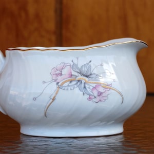 Vintage Porcelain Gravy Boat: Floral Sauce Jug