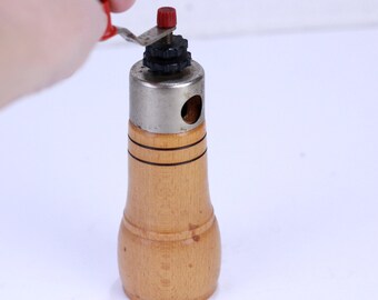 Vintage houten pepermolen: keukenkruidenmolen, 5,9 inch