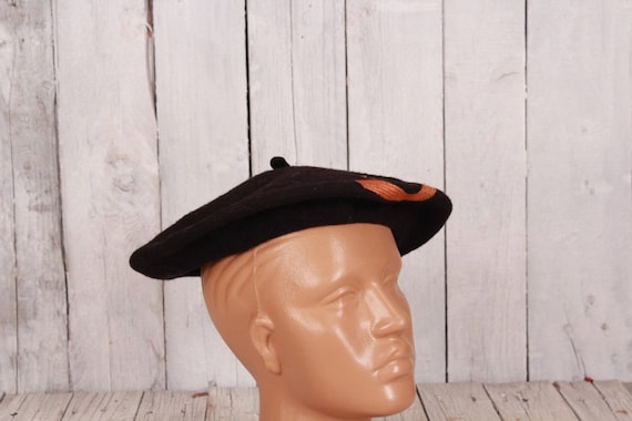 Black wool beret, Vintage beret, Old beret, Black