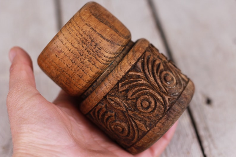 Retro pub games Casino poker game Dice games cup Dice table game Wooden shaker cup Dice shaker cup Handmade dice shaker cup