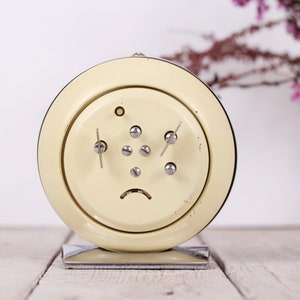 Vintage Chinese Mechanical Alarm Clock, Wind-Up, Working image 8