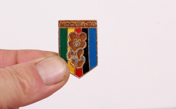 Pin's Olympique Vintage - Mascotte Mishka, Jeux De Moscou 1980, URSS