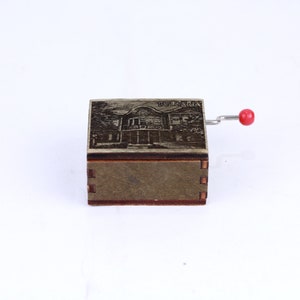 Vintage music box, Wind up music box, Vintage small music box, Mechanical musical box, Wooden body musical box, Handmade music box