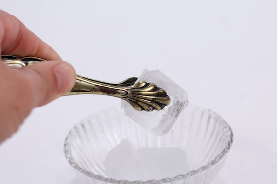 Pinza Per Ghiaccio Vintage - 3 Artigli In Acciaio Con Manico Legno