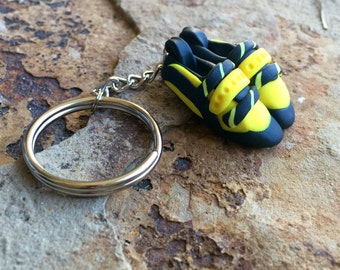 Custom Rock Climbing Shoe Keychain: Personalized Polymer Clay Gift