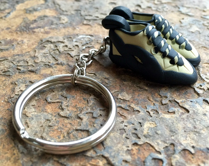 Custom Handmade Rock Climbing Shoe Keychain | Personalized Climbing Gift | Made to Order | Unique Gift for Rock Climbers