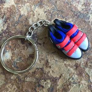 Custom Handmade Rock Climbing Shoe Keychain | Personalized Climbing Gift | Made to Order | Unique Gift for Rock Climbers