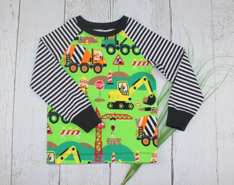 Langarmshirt Longsleeve Pullover Raglanshirt T-Shirt At Work Baustelle Kinder Baby Kleidung grün handmade