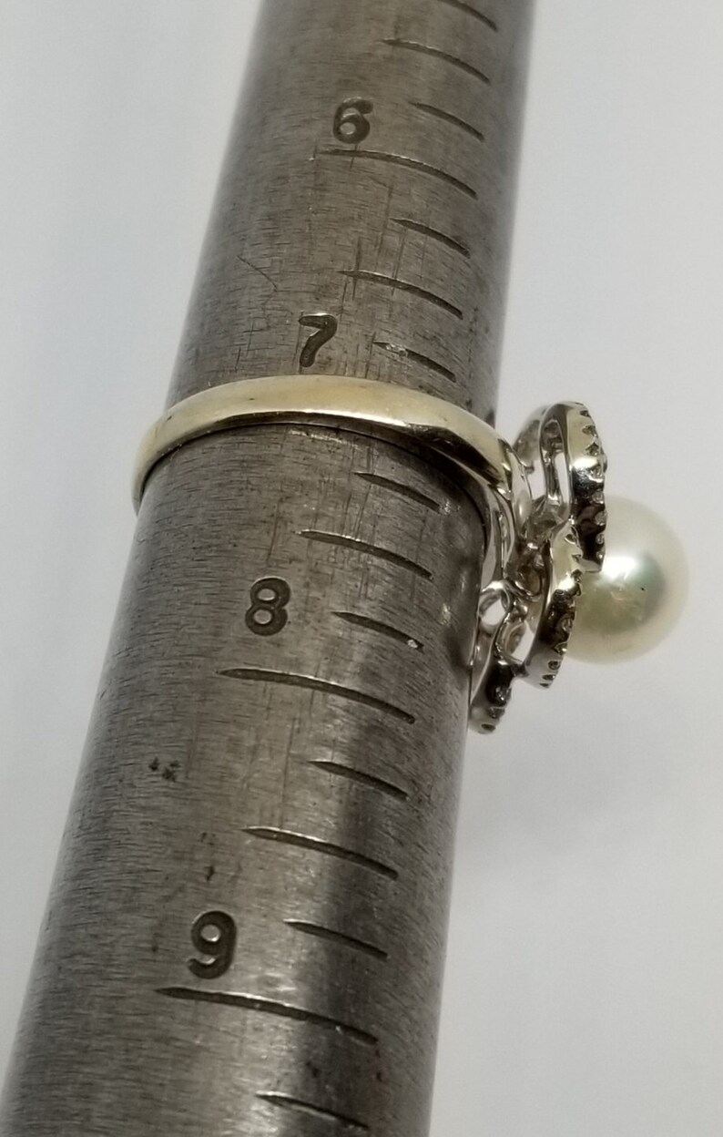 Z688 Vintage 14K White Gold Pearl /& Diamond Ring Size 7.25.
