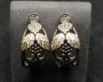 FA8311 Pendientes vintage de hoja de uva en plata de ley.