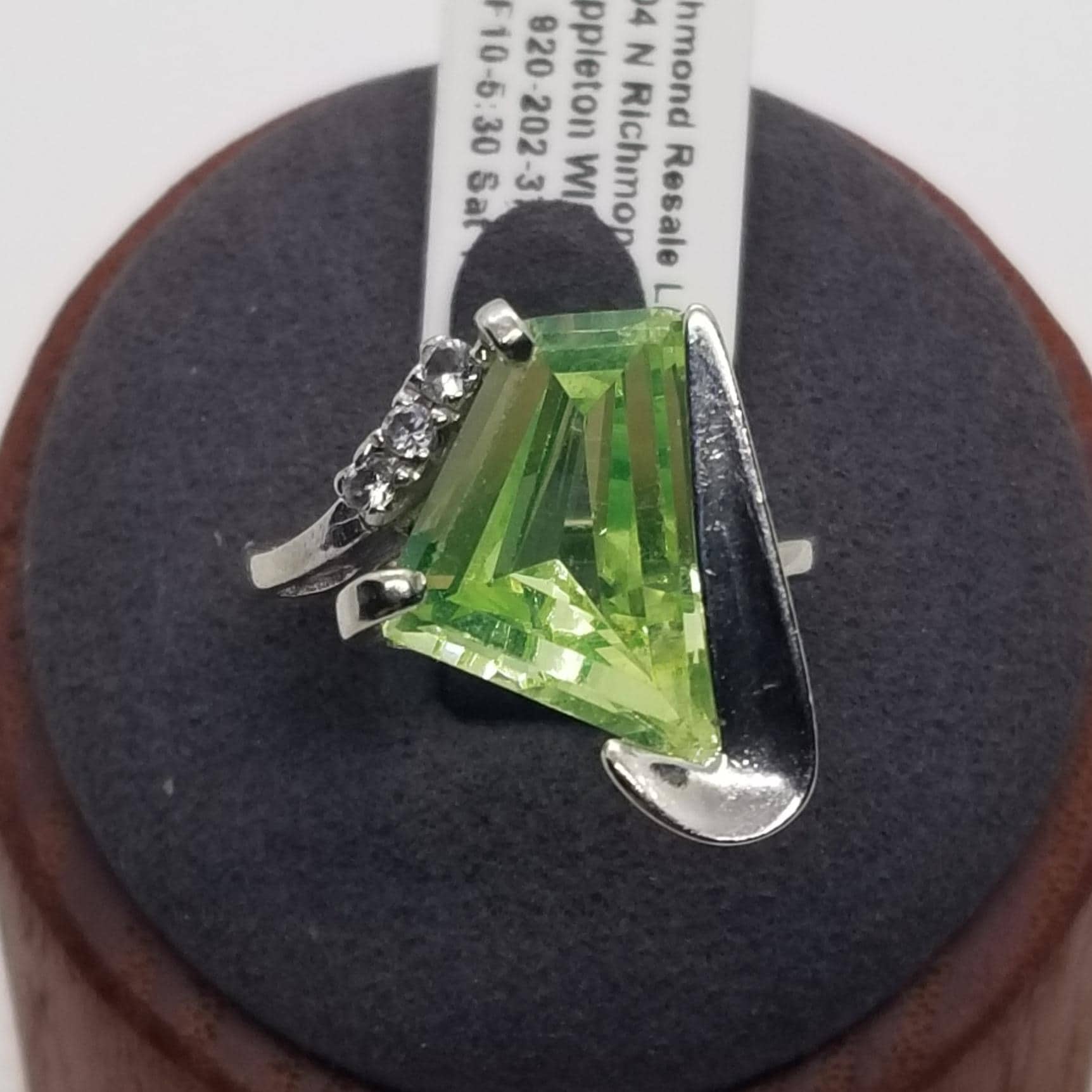 Z2729 Vintage 10K White Gold With Uranium Glass Ring, Size 5. - Etsy