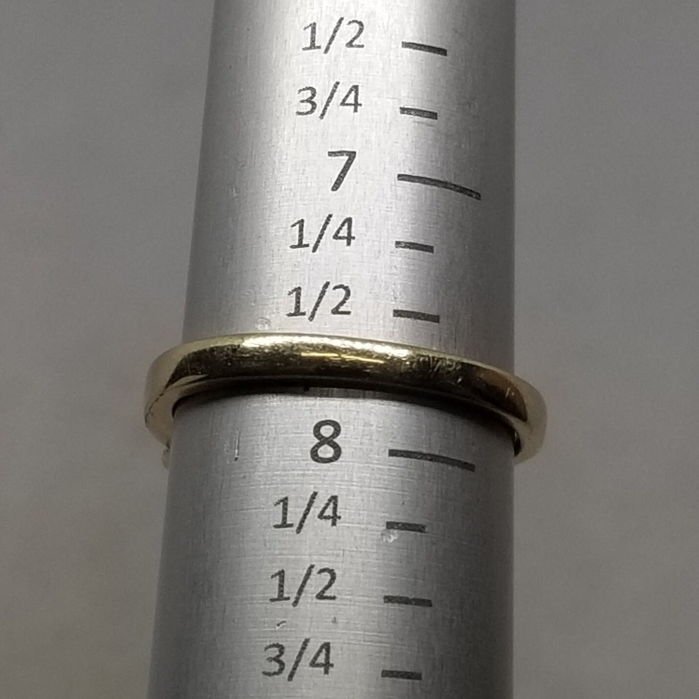 Z1481 Vintage 14K Yellow Gold Diamond Ring With an Est. .50