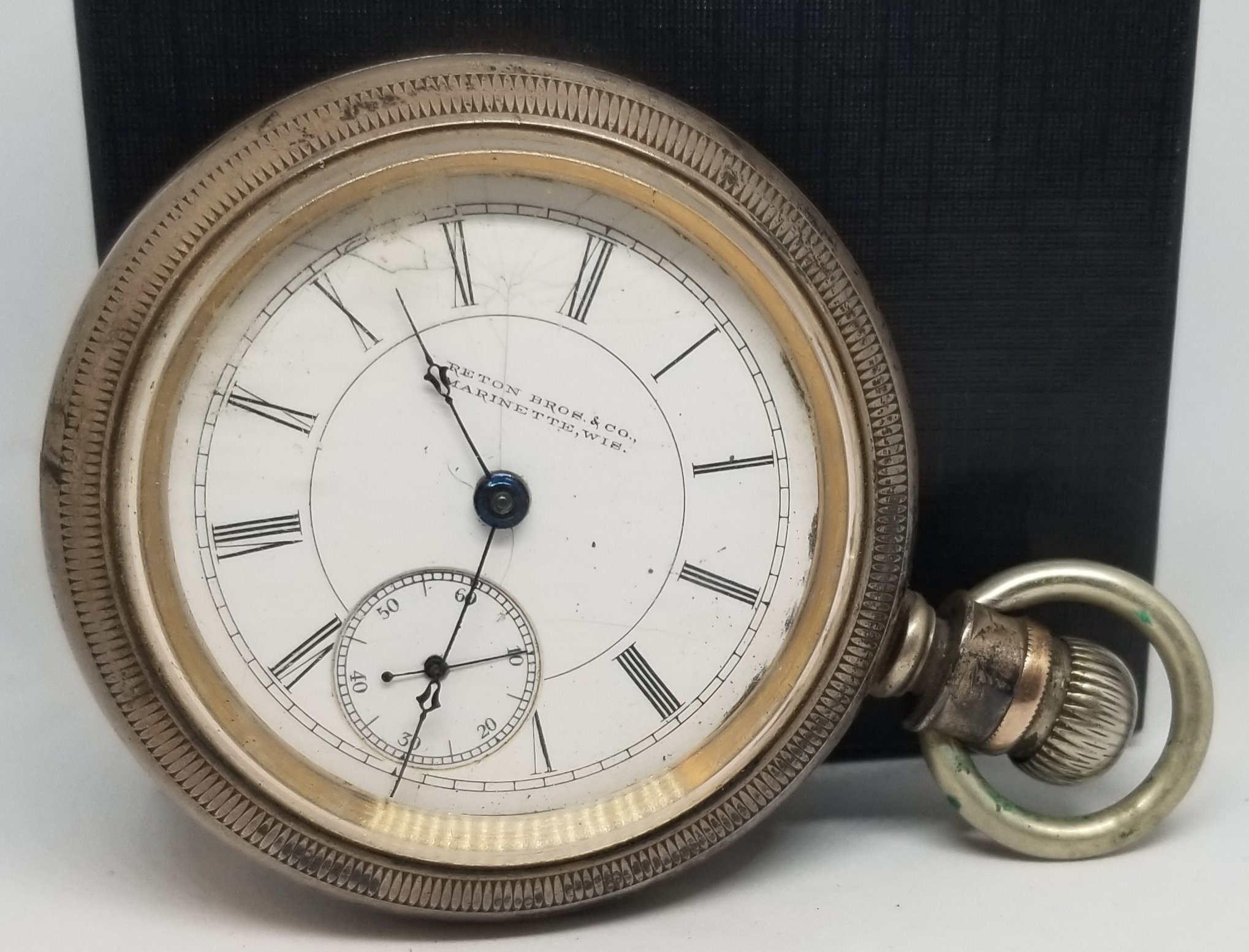 Non magnetic watch co cheap