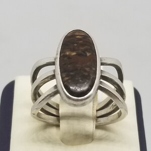 FA4314 Vintage Erickson Sterling with Agate Ring, Size 9.
