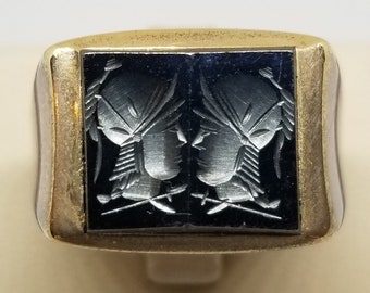 Z1384 Vintage 10K Yellow Gold Double Cameo Ring, Size 11.25.