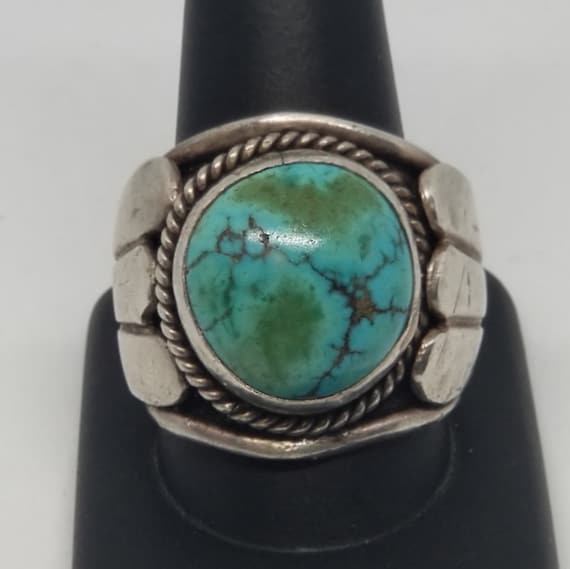 FA1112 Vintage Sterling & Turquoise Ring, Size 12.