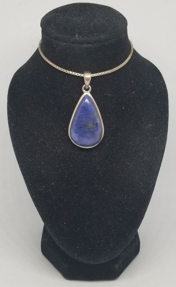 FA3644 Vintage Sterling and Blue Lapis Pendant.