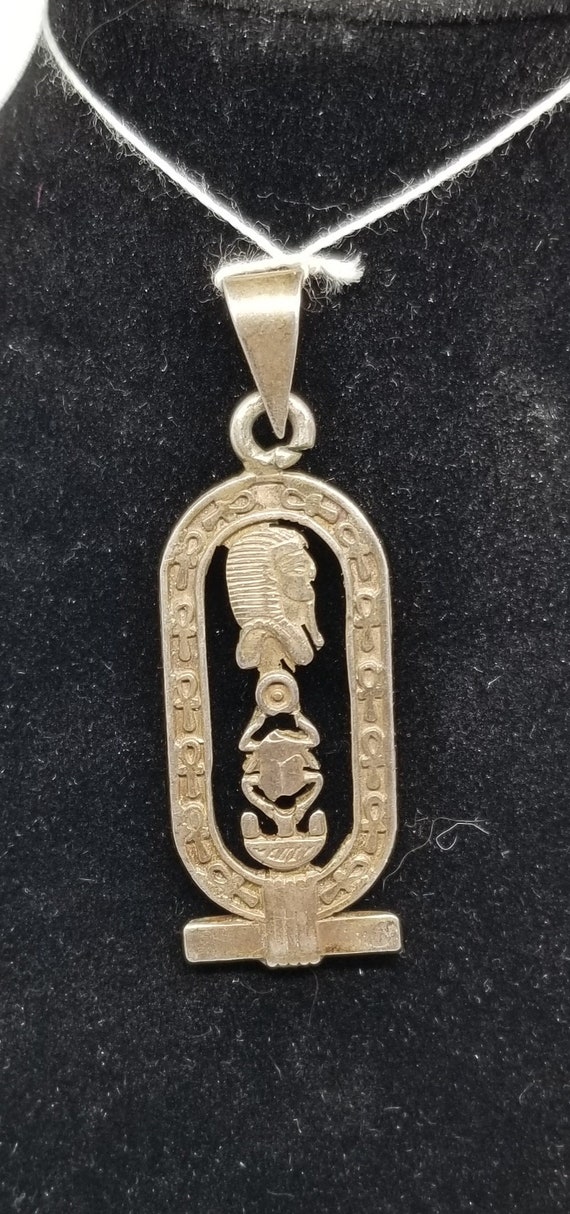 FA1024 Vintage Sterling Egyptian Themed Pendant.