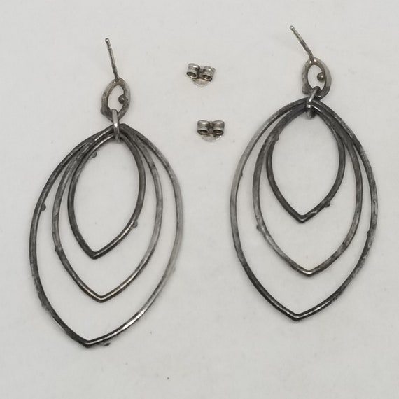 FA3751 Vintage Sterling Silver Stud Earrings. - image 3