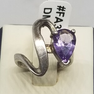 FAB3774 Vintage Sterling with Amethyst Ring, Size 6.