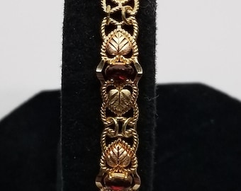 Vintage Black Hills 10K Solid Gold Bracelet | Leaf Motif - Etsy