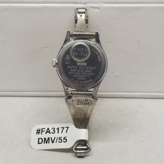 FA3177 Vintage Timex Ladies Quartz Wrist Watch wi… - image 4