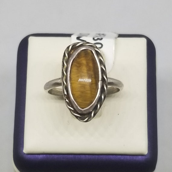 FA3089 Vintage Sterling and Tigers Eye Ring, Size… - image 1