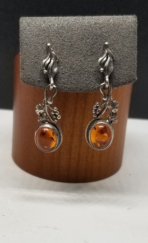 FA4991 Vintage Sterling with Amber and Grapes Stud