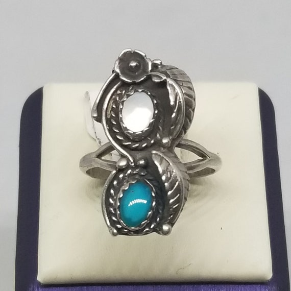 FA3102 Vintage Sterling Multi Stone Ring. - image 1