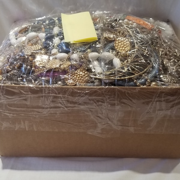 Boxes of Costume Jewelry, all Boxes will be Different, Boxes with an Approx. Weight of 12-15 Pounds!
