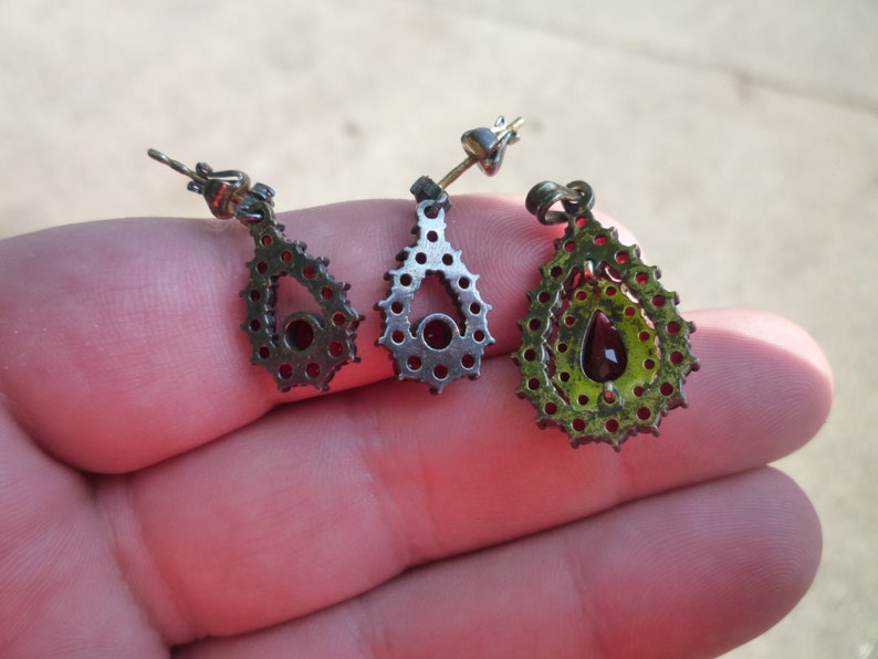 S44 Vintage .900 Silver with Bohemian Garnets Pendant /& Earring Set.