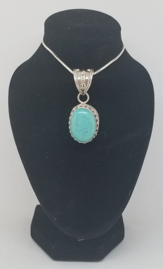 FA2233 Vintage Sterling and Created Turquoise Pend