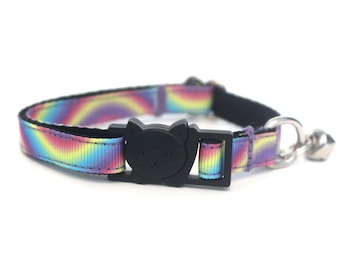 Pastel Waves Cat Collar - Breakaway Collar with Bell - Thin, Lightweight, Adjustable Kitty Collar in 3 Sizes