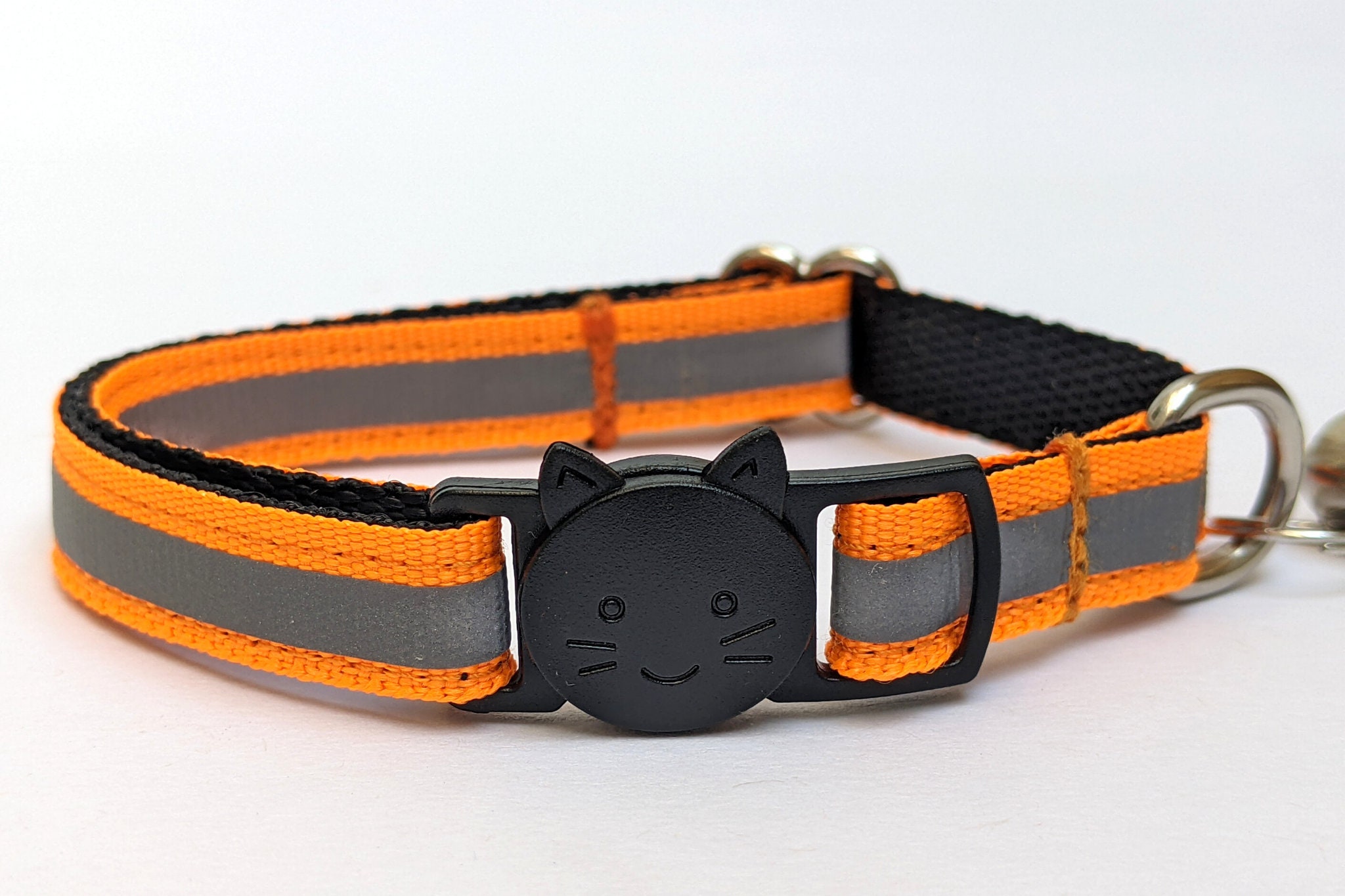 Orange reflective cat collar sale