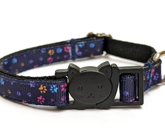 Dunkel Lila mit Pfotenabdrücken Katzenhalsband - Ausreißer-Katzenhalsband mit abnehmbarem Glöckchen