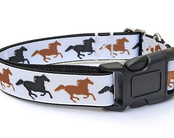 Running Horses Dog Collar - Horse Racing, Brown and Black Horses Equine Farm Dog Collar