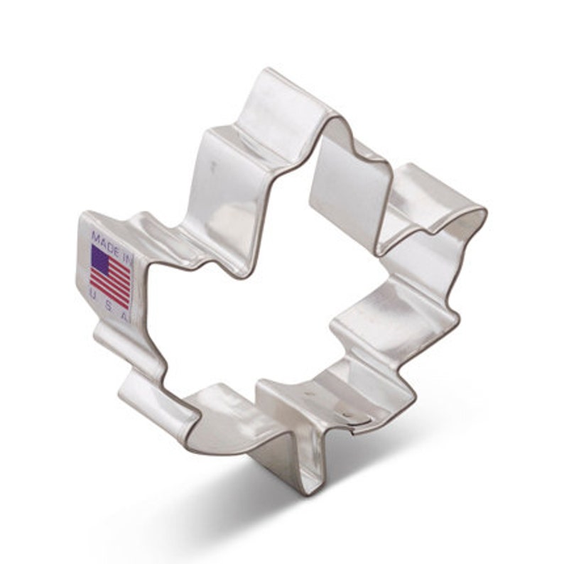 Ann Clark Maple Leaf Cookie Cutter - Thumbnail 3