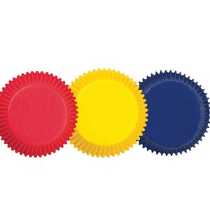 WILTON  PRIMARY CUPCAKE Liners, Standard Liners, Red, Yellow, Blue, 75 Liners