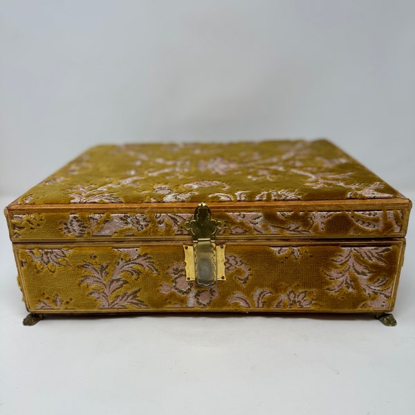 Henry Birks and Sons Limited Gold and Pink Velvet Jewelry Box Early 20th Century Signed