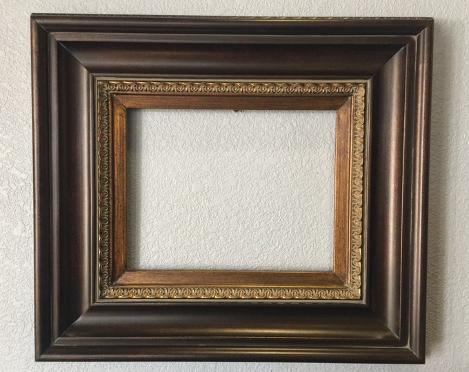 Classic Traditional Style Wooden Picture Frame Dark Brown With Antique