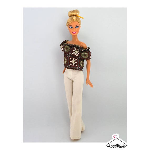 COLORFUL SPANDEX CAPRI PANTS with a BLACK  WAISTBAND for  BARBIE DOLL 