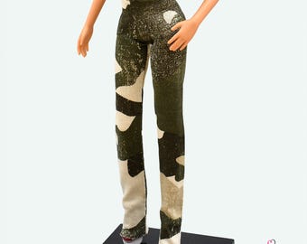 Pantalones de muñeca con estampado militar (005): pantalones hechos a mano para muñecas de moda de cuerpo estándar de 11.5"