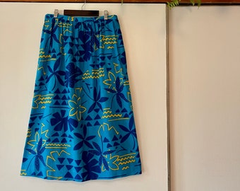 Vintage 80’s Liz Claiborne Bold Colorful Tropical Leaf Print Skirt with Hidden Side Pockets 31” waist