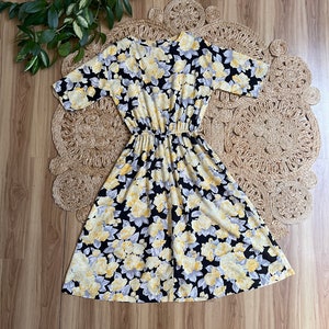 Vintage 80&#39;s Floral Dress Pretty yellow black and gray Cotton fit and flare handmade