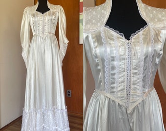 Women's Vintage 70's Gunne Sax Maxi Dress White Satin Lace Trimmed Long Sleeve Weddin Dress Corset Top bohemian